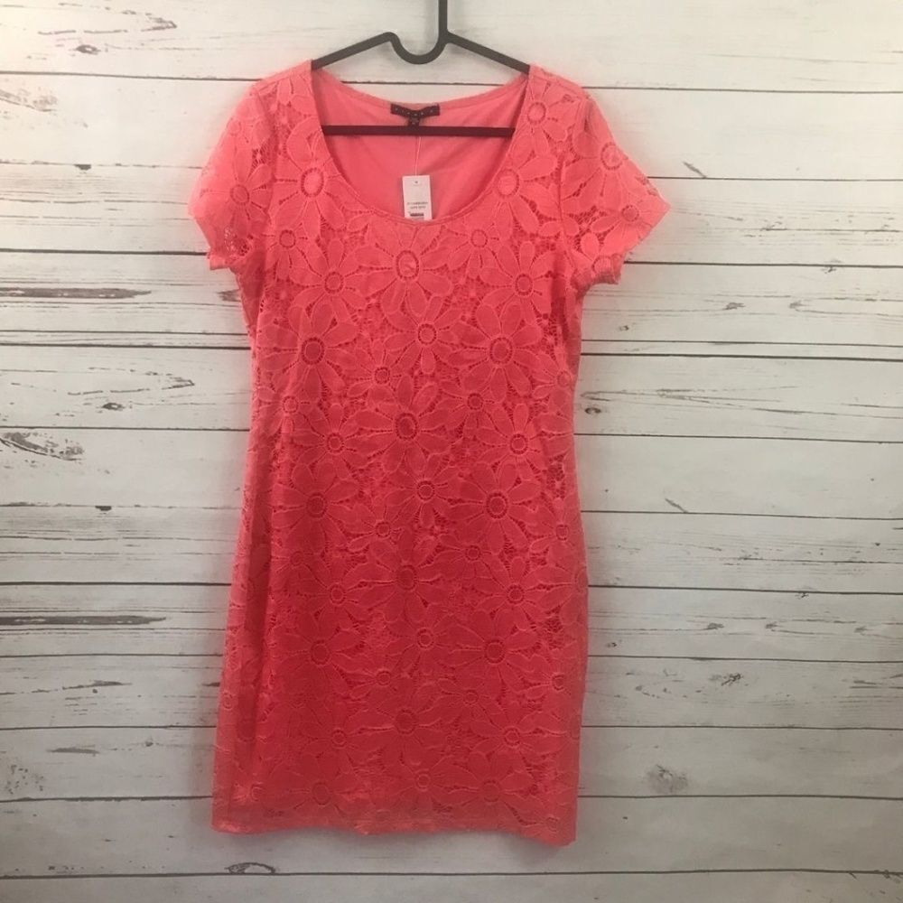 Tiana B. NWT lace dress size M